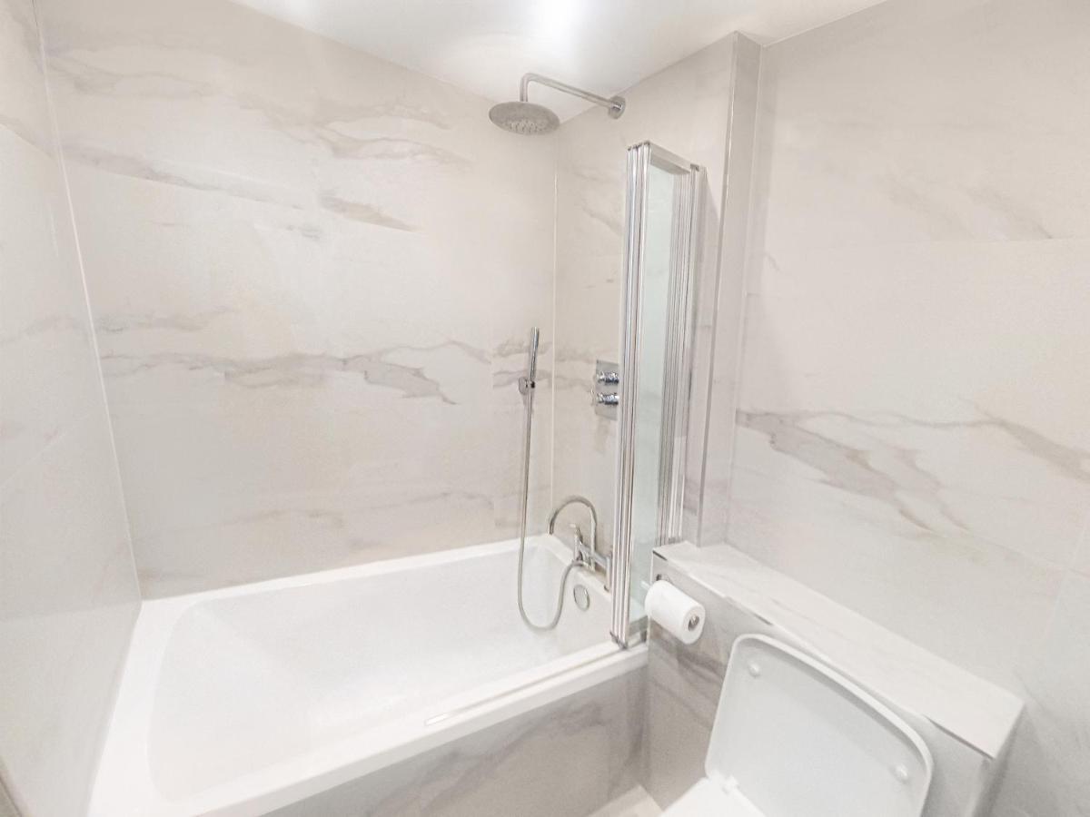 Chelsea Flat 10 Mins Harrods, Gym, Air Conditioning London Bagian luar foto